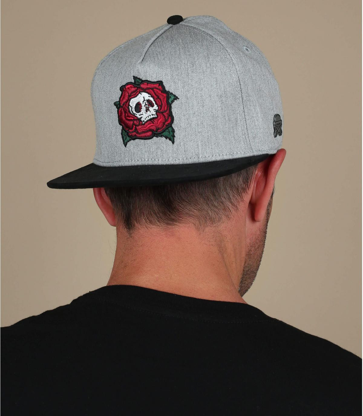 grijze schedelpet death Rose Snapback heather grey